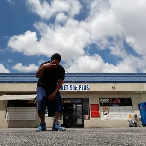 Meet your Posher, Victor